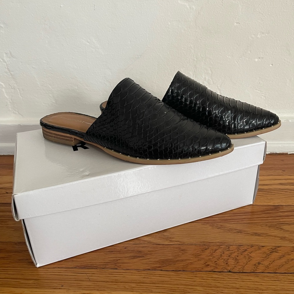 REPORT - WOMEN’S IRINA MULE - BLACK CROC - Picture 8 of 11